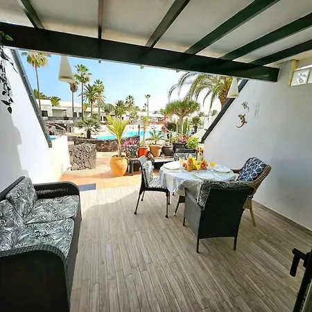 Apartamento Taisa Playa Roca Costa Teguise Exterior photo