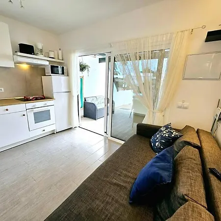 Apartamento Taisa Playa Roca Costa Teguise Exterior photo