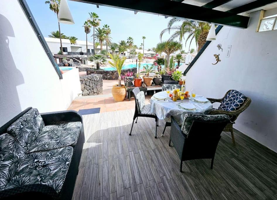 Taisa Playa Roca * Costa Teguise