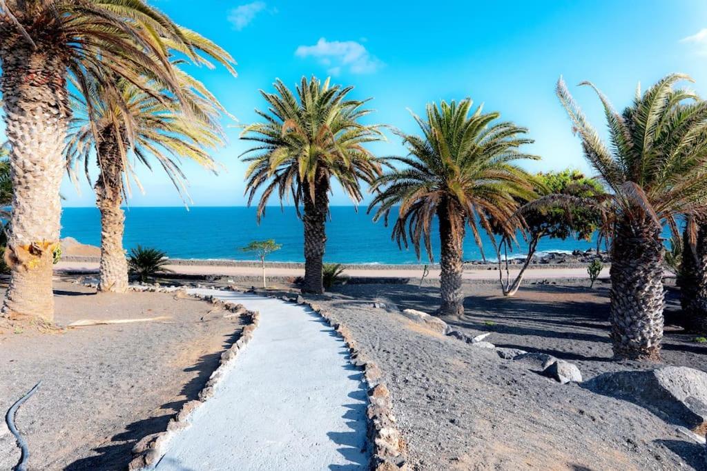 Taisa Playa Roca * Costa Teguise
